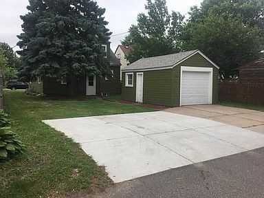 1024 12th Ave S - Photo 2 of 16