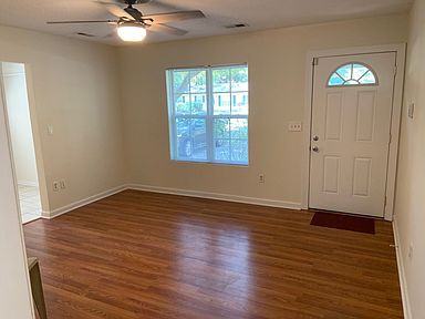 1737 Bozo Ln - Photo 2 of 15