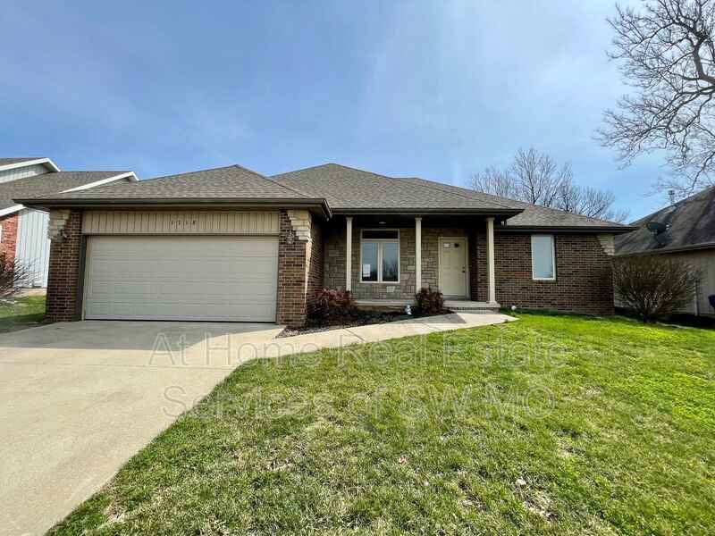 1718 N Chandler Rd