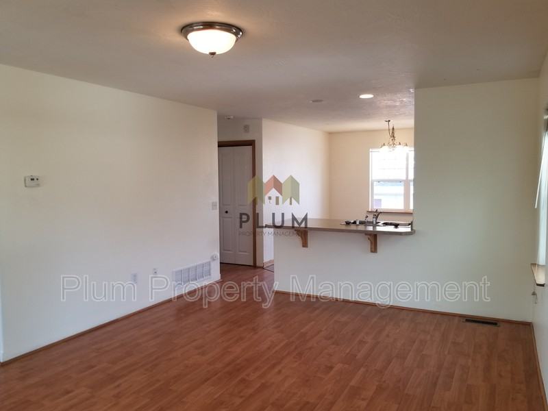 1620 S 14th St W - Photo 5 of 27