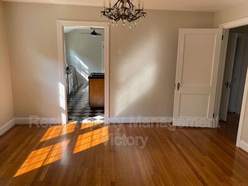 101 Crest Dr - Photo 6 of 14