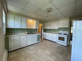 featured image of 456 Washington St #2ndFL