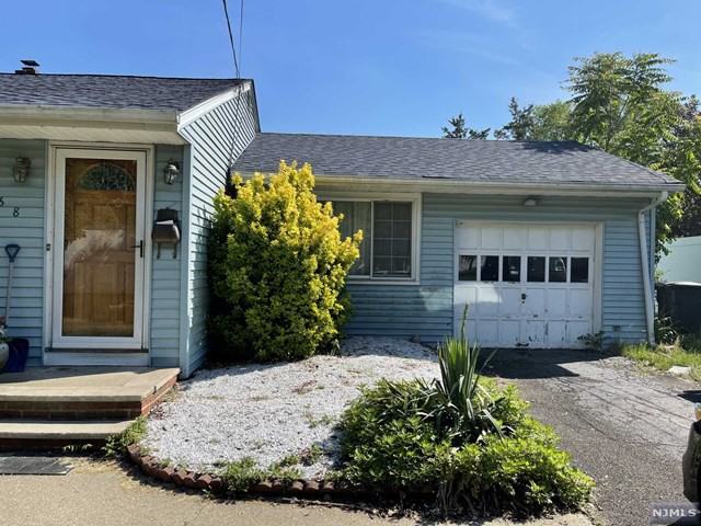 168 Arundel Rd - Photo 3 of 17