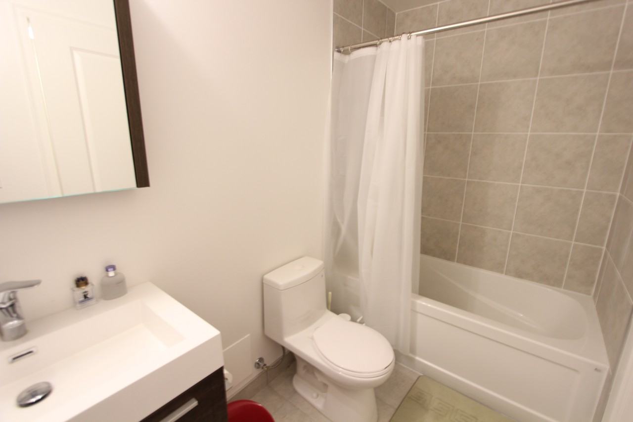 10 Rouge Valley Drive West - Photo 4 of 10