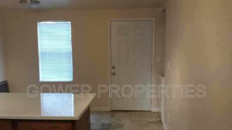 191 Wabash Ave - Photo 3 of 12