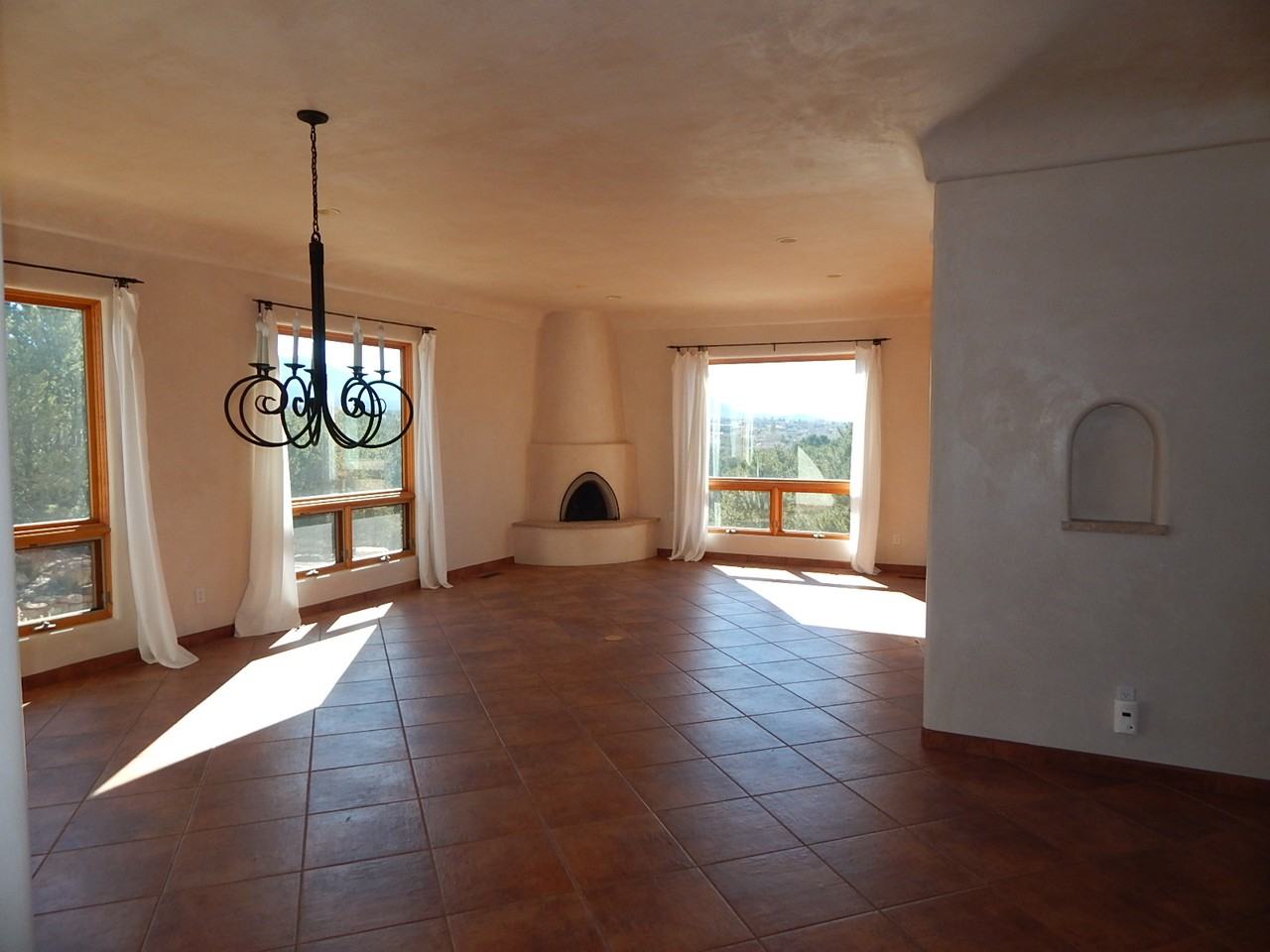 392 Calle Colina - Photo 2 of 24