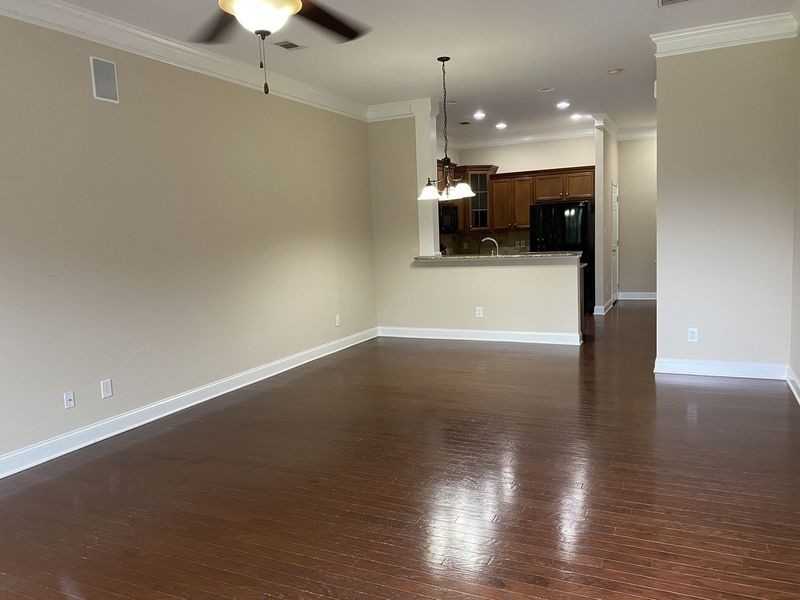 476 Beacon St Nw - Photo 3 of 21