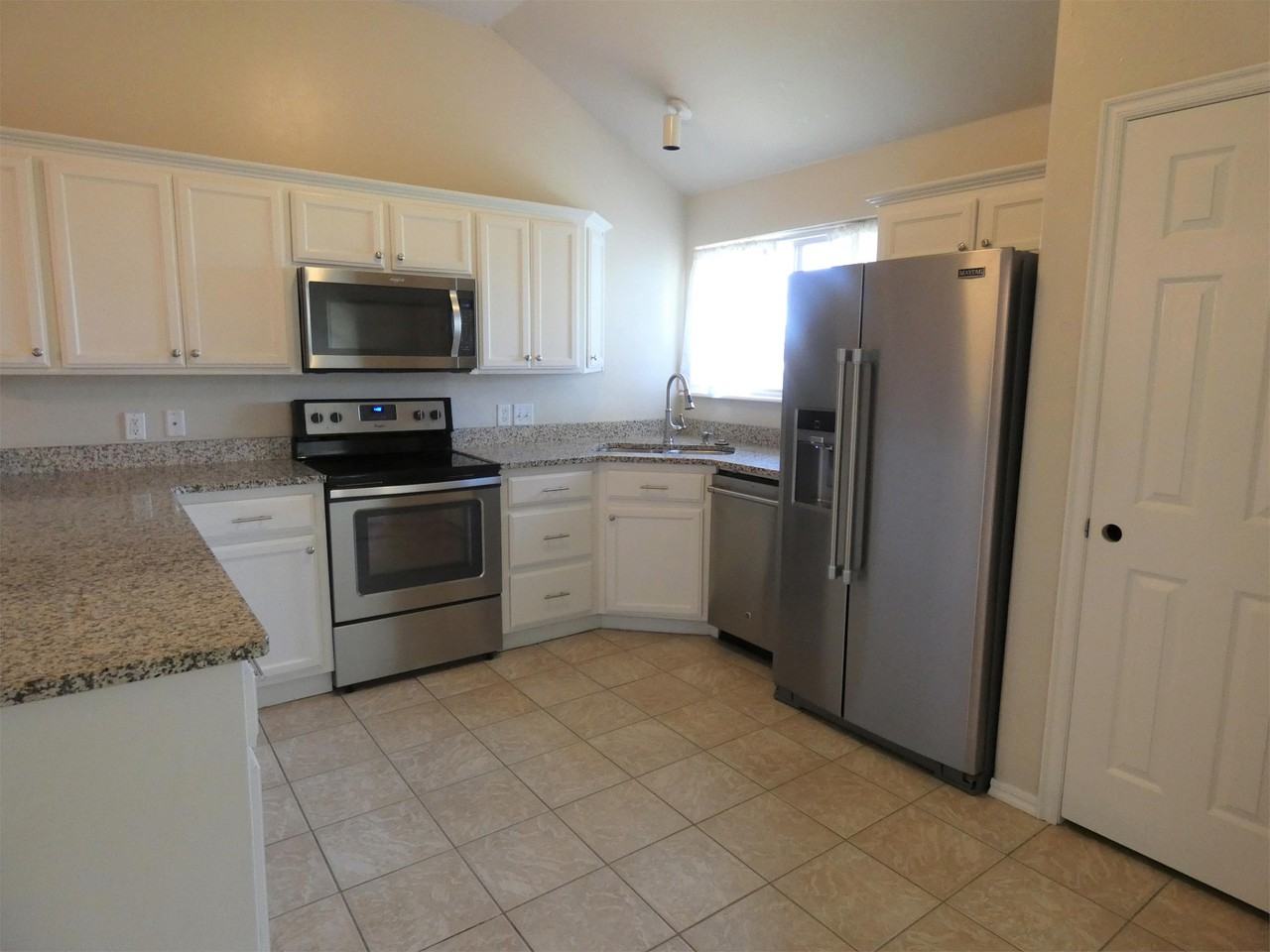 4220 Manhattan Dr #1 - Photo 2 of 15