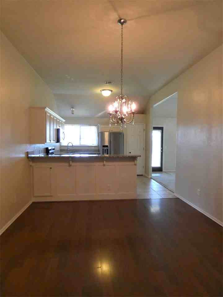 4220 Manhattan Dr #1 - Photo 3 of 15