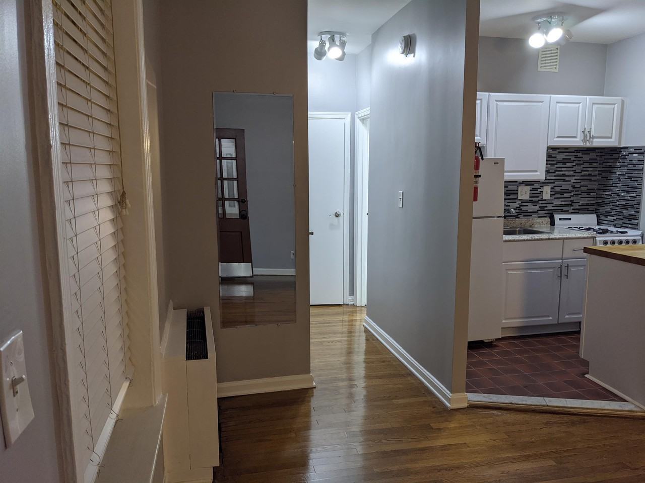 115 E Street SEUnit B #1 - Photo 5 of 10