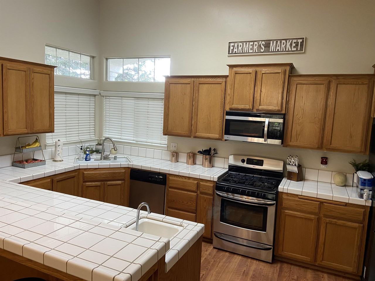 11910 Wethersfield St #1 - Photo 4 of 10