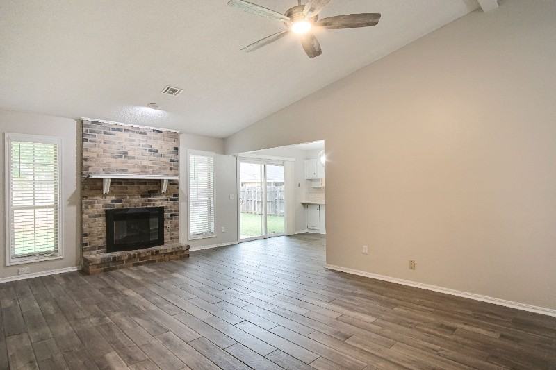 501 Holly Hill Rd - Photo 5 of 17