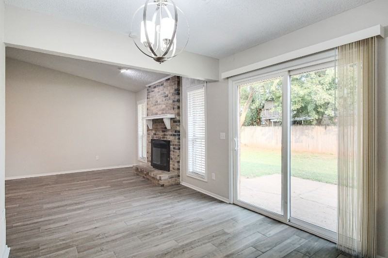 501 Holly Hill Rd - Photo 6 of 17