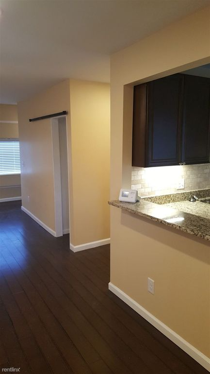 415 1/2 Eldridge Ave - Photo 3 of 13