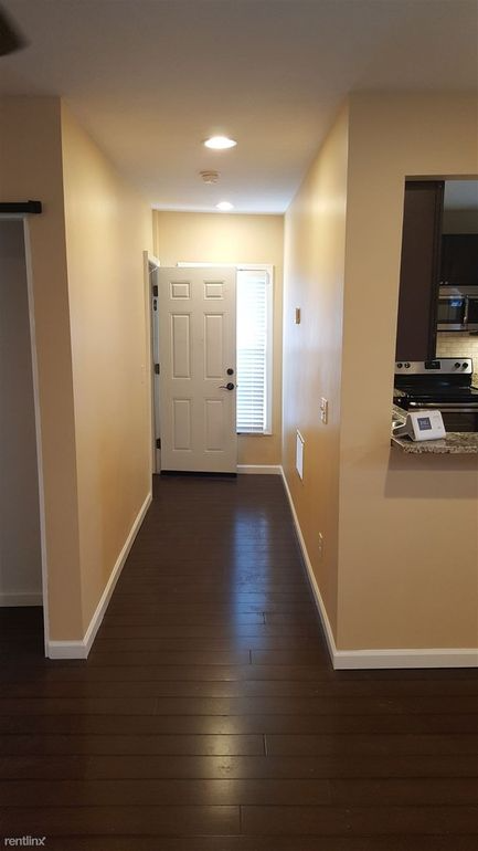 415 1/2 Eldridge Ave - Photo 4 of 13