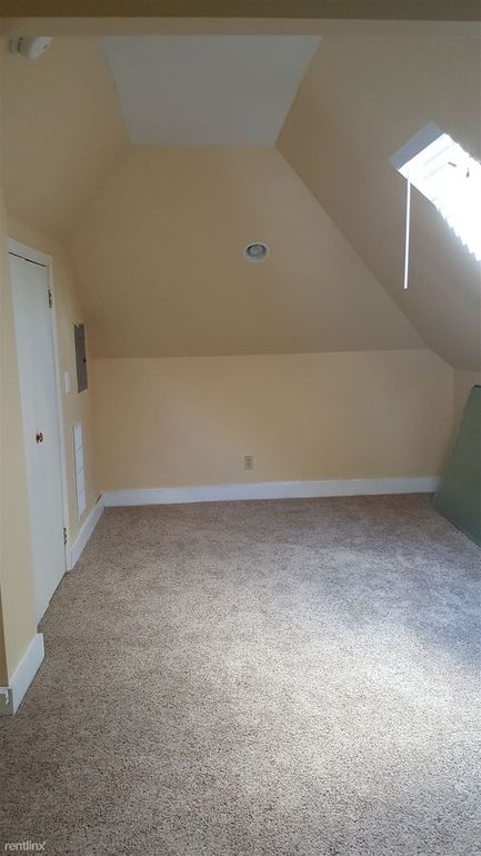 415 1/2 Eldridge Ave - Photo 7 of 13