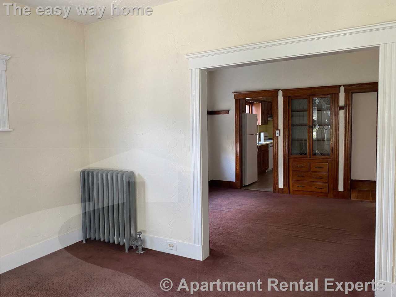 96 Capen St #2 - Photo 3 of 13