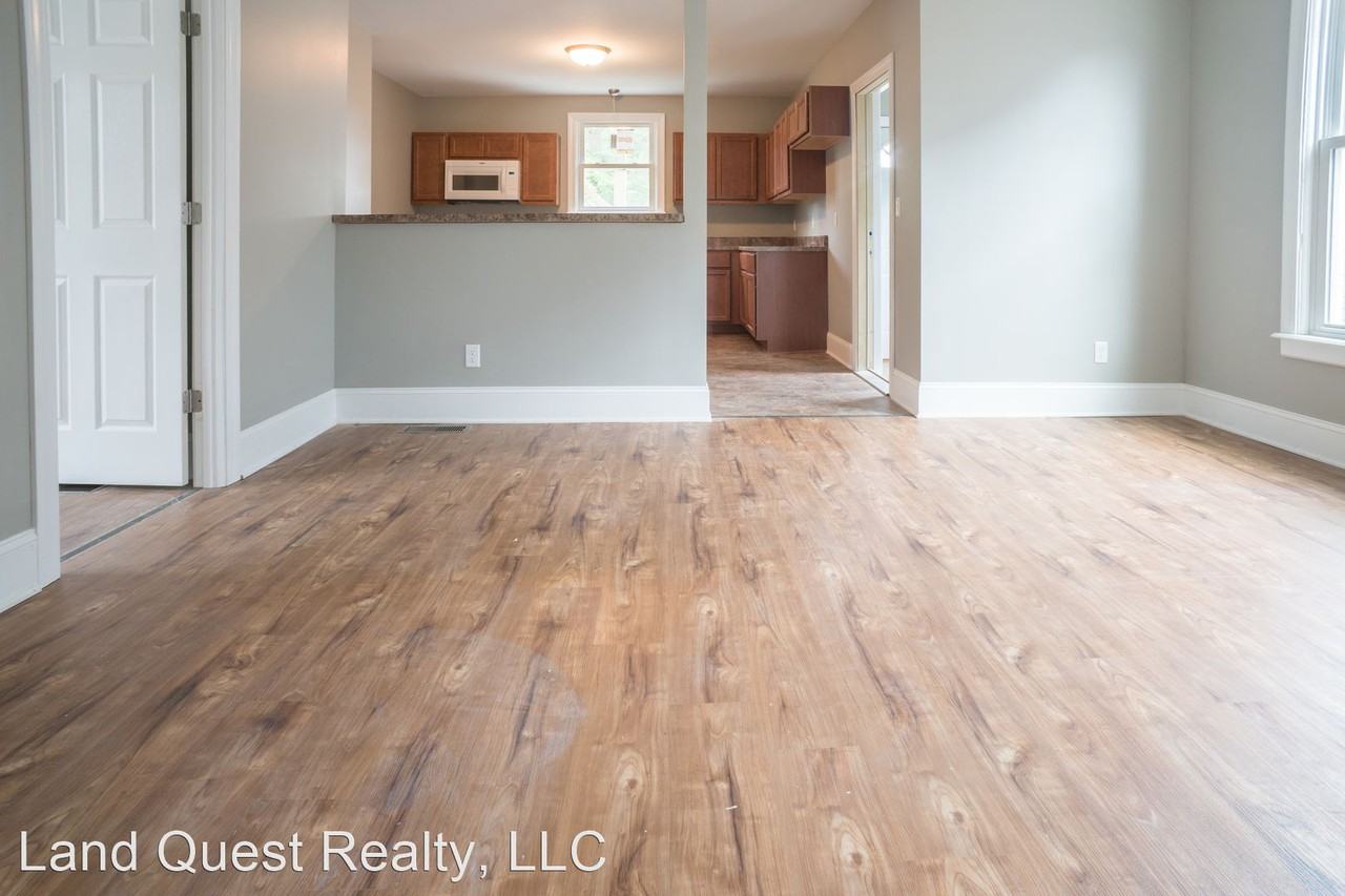 2216 Harriet Dr. - Photo 3 of 12