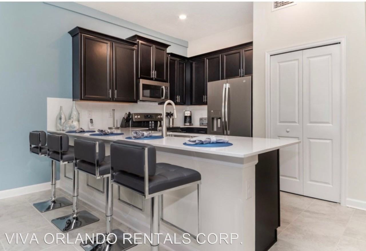 613 613 OCEAN COURSE AVE - Photo 3 of 32