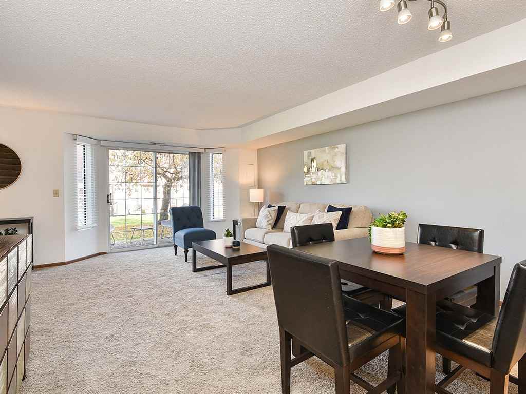 Bass Lake Hills Townhomes - Photo 7 of 54