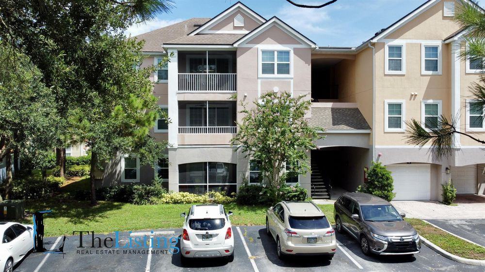 6685 Queens Borough Ave Apt 202