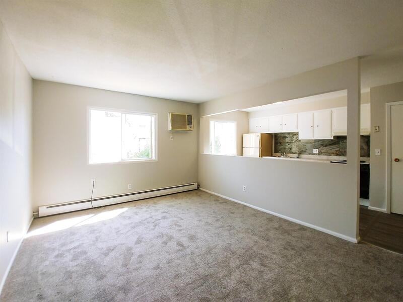 4420 S 25th St - Photo 4 of 19