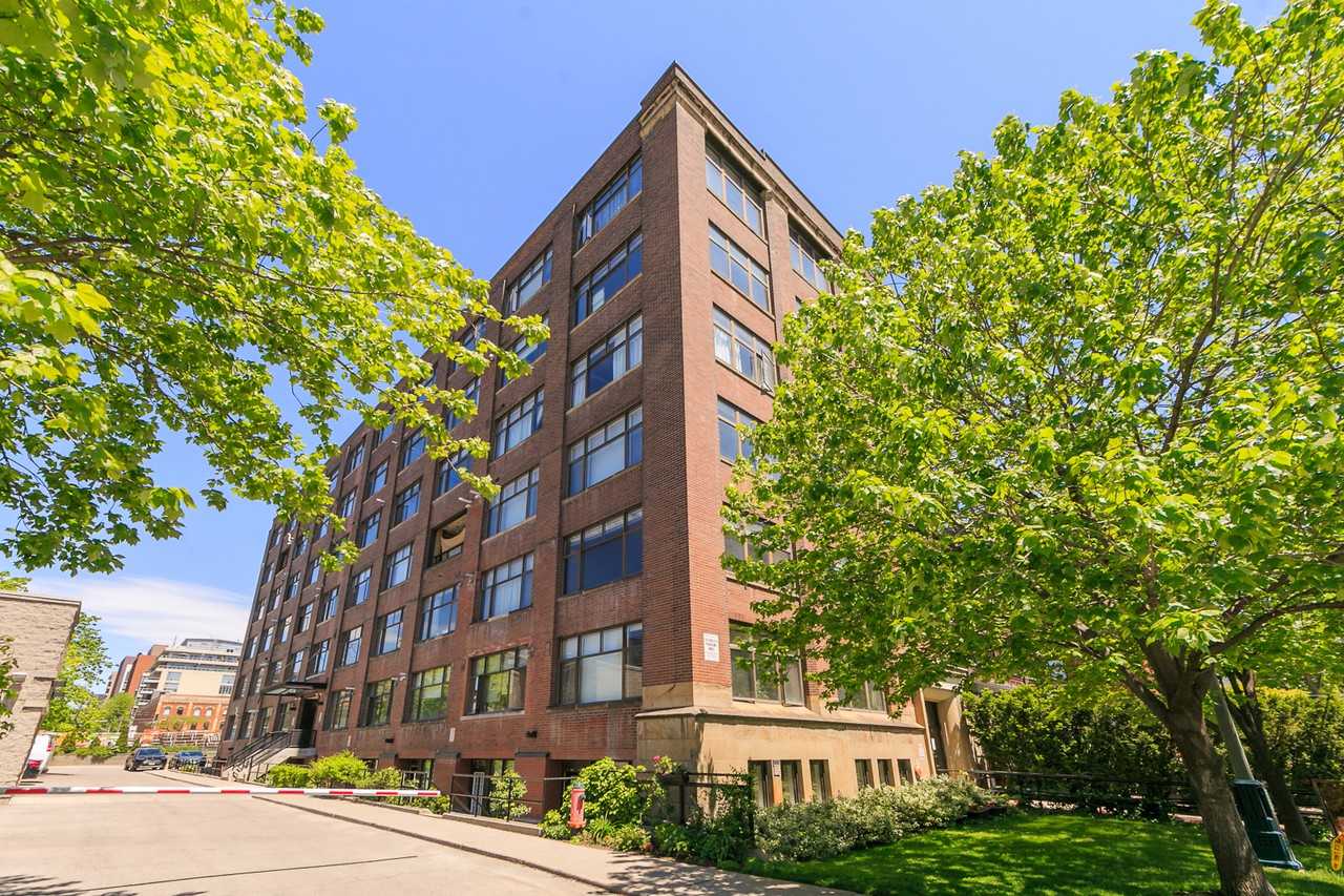 436 Wellington Street West #108