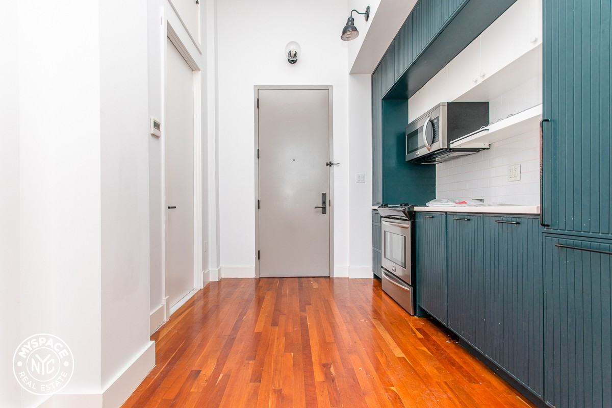 180 Bainbridge St #405 - Photo 2 of 18