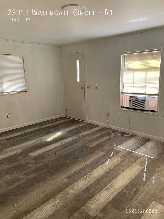 23011 Watergate Cir #R1 - Photo 3 of 12