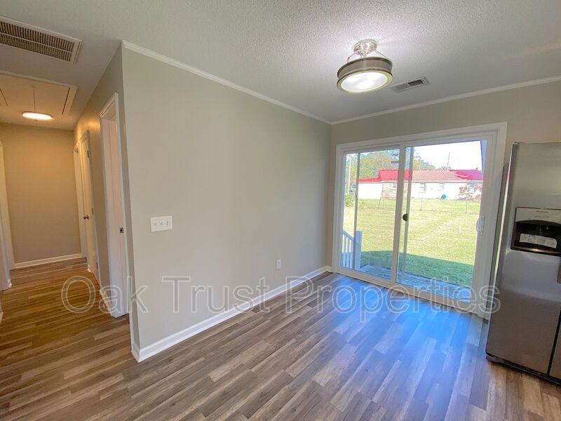 167 Giles Dr - Photo 7 of 17