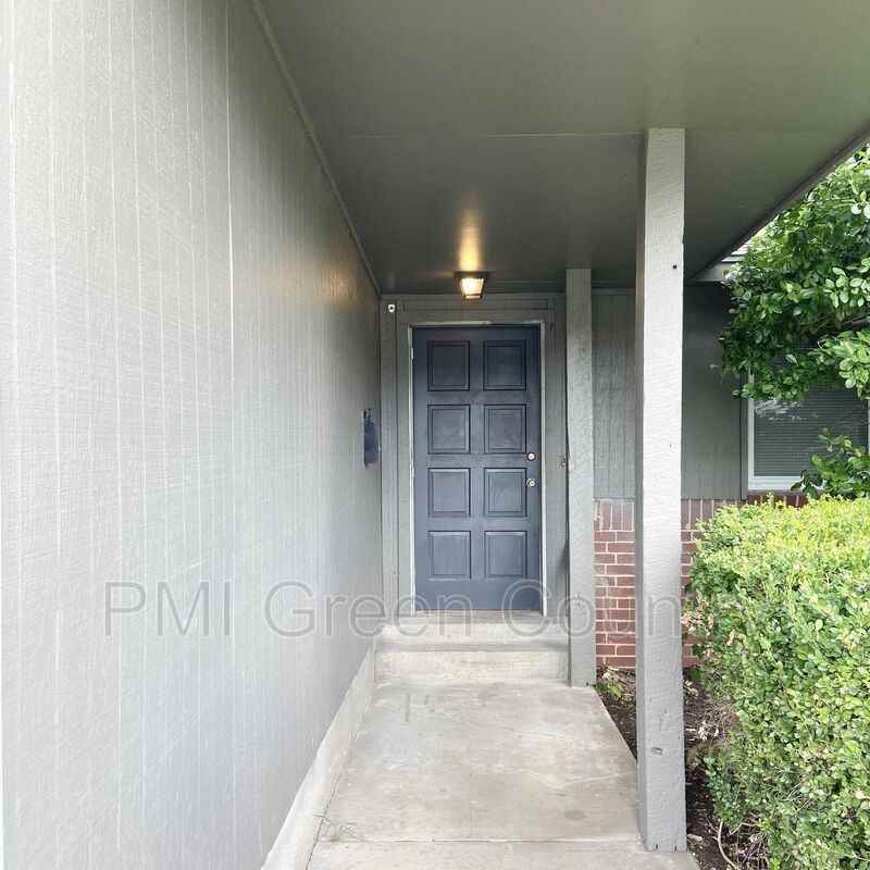 6315 S Owasso Ave, Tulsa, OK 74136 4 Bedroom Apartment for Rent