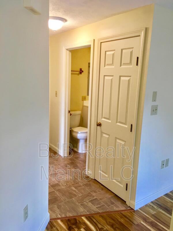 6 Oregon Ave #7 - Photo 2 of 6