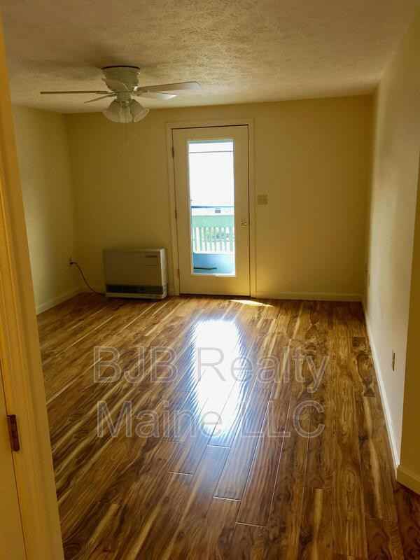 6 Oregon Ave #7 - Photo 4 of 6