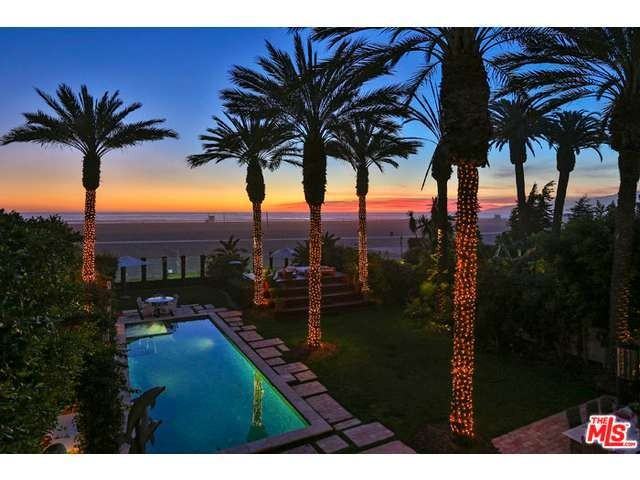 972 Palisades Beach Rd - Photo 2 of 37