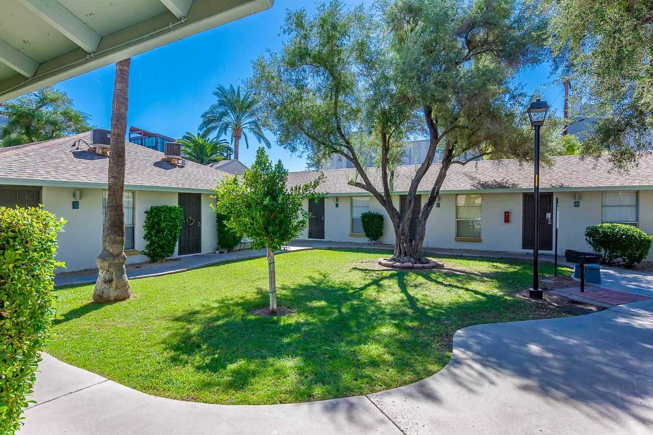 Escondido - Photo 2 of 36