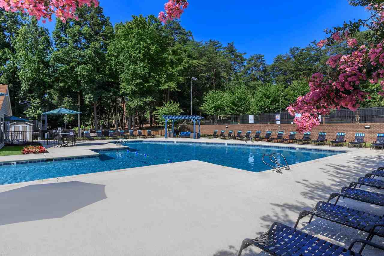 Huntsview Apartments - Photo 2 of 50