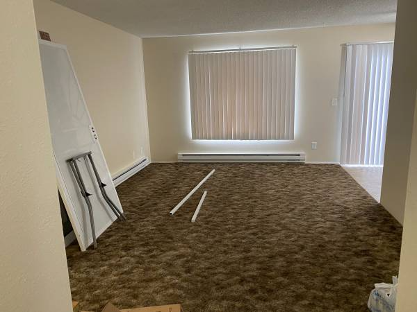 1210 Ne 181st Ave - Photo 3 of 19