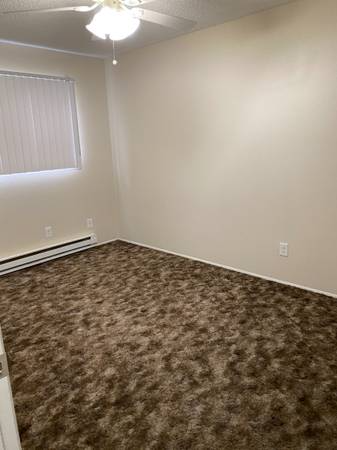 1210 Ne 181st Ave - Photo 5 of 19