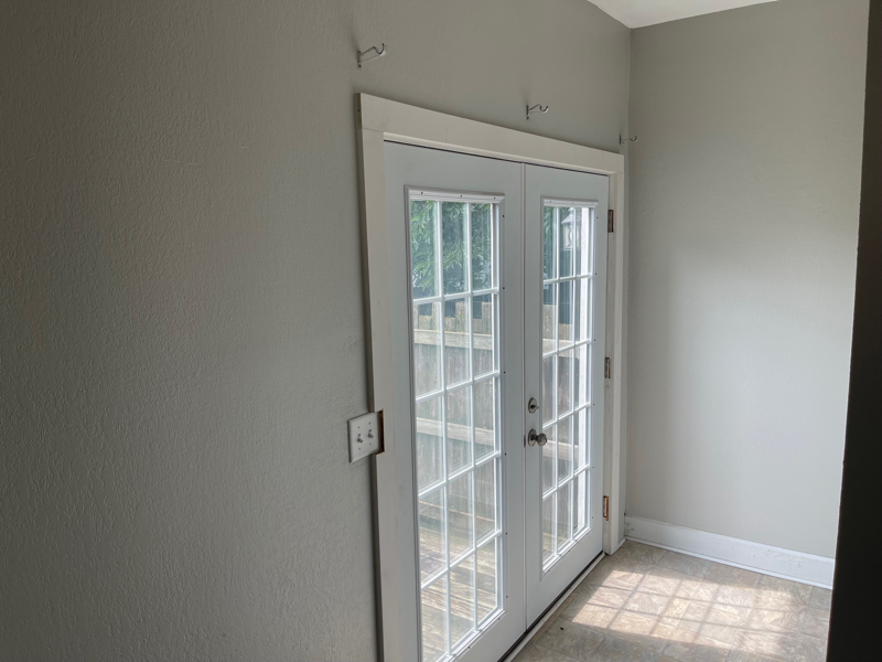 713 E Linus St - Photo 2 of 12