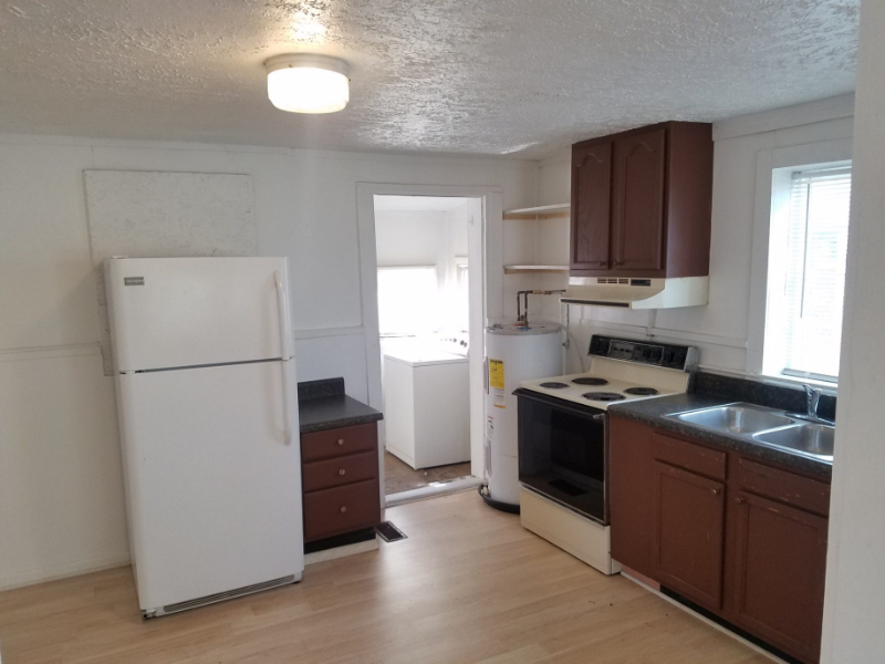 3215 Clifton Ave - Photo 4 of 23