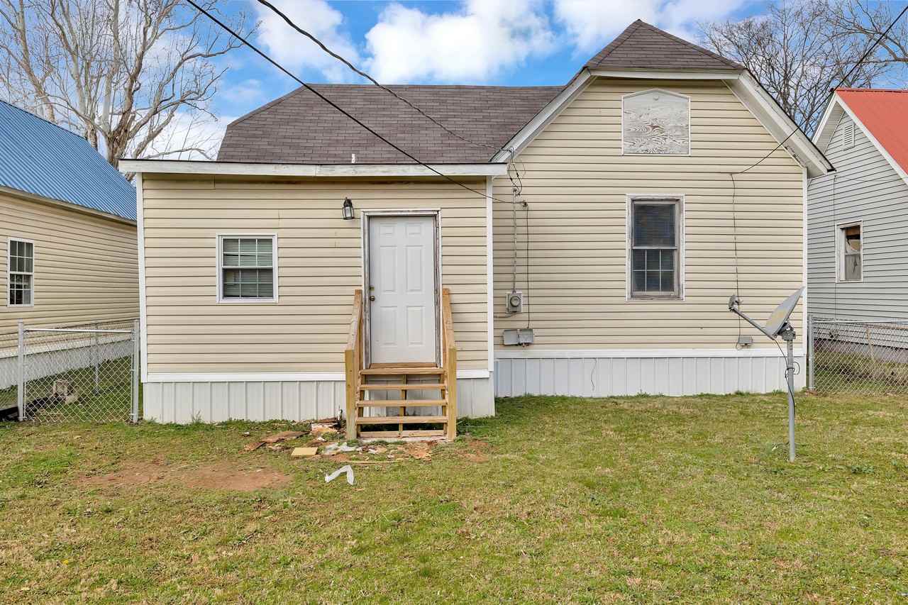 423 Chestnut Avenue #1 - Photo 6 of 26