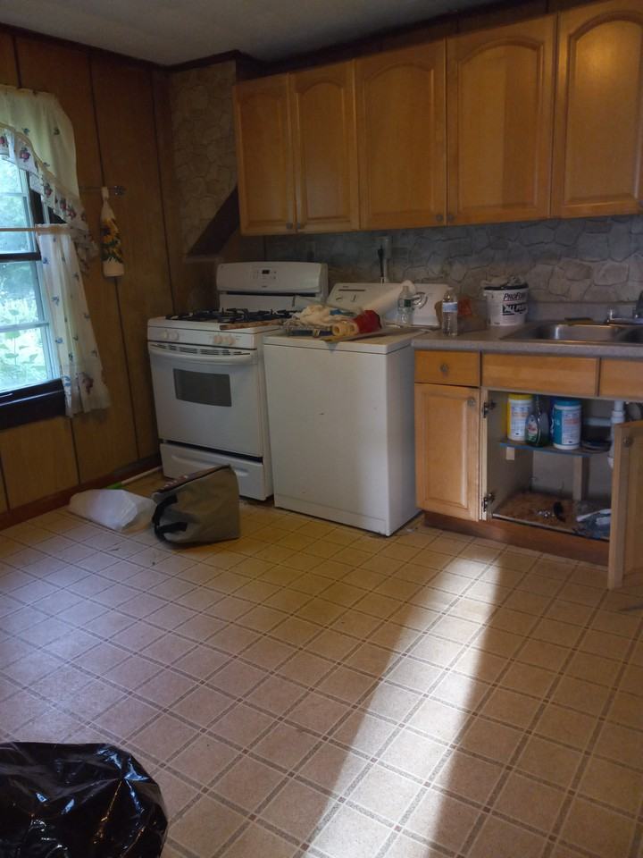 92 Wall St - Photo 2 of 8