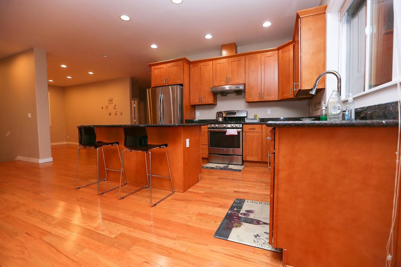 3602 S Holly St - Photo 2 of 20