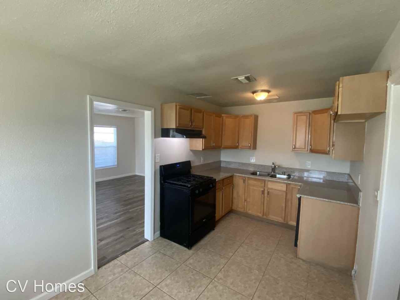 1316 Crawford St - Photo 3 of 17