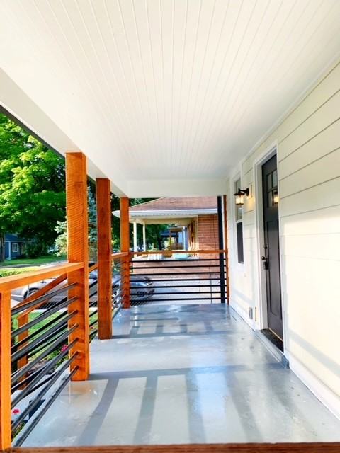 4436 Crittenden Ave - Photo 2 of 17