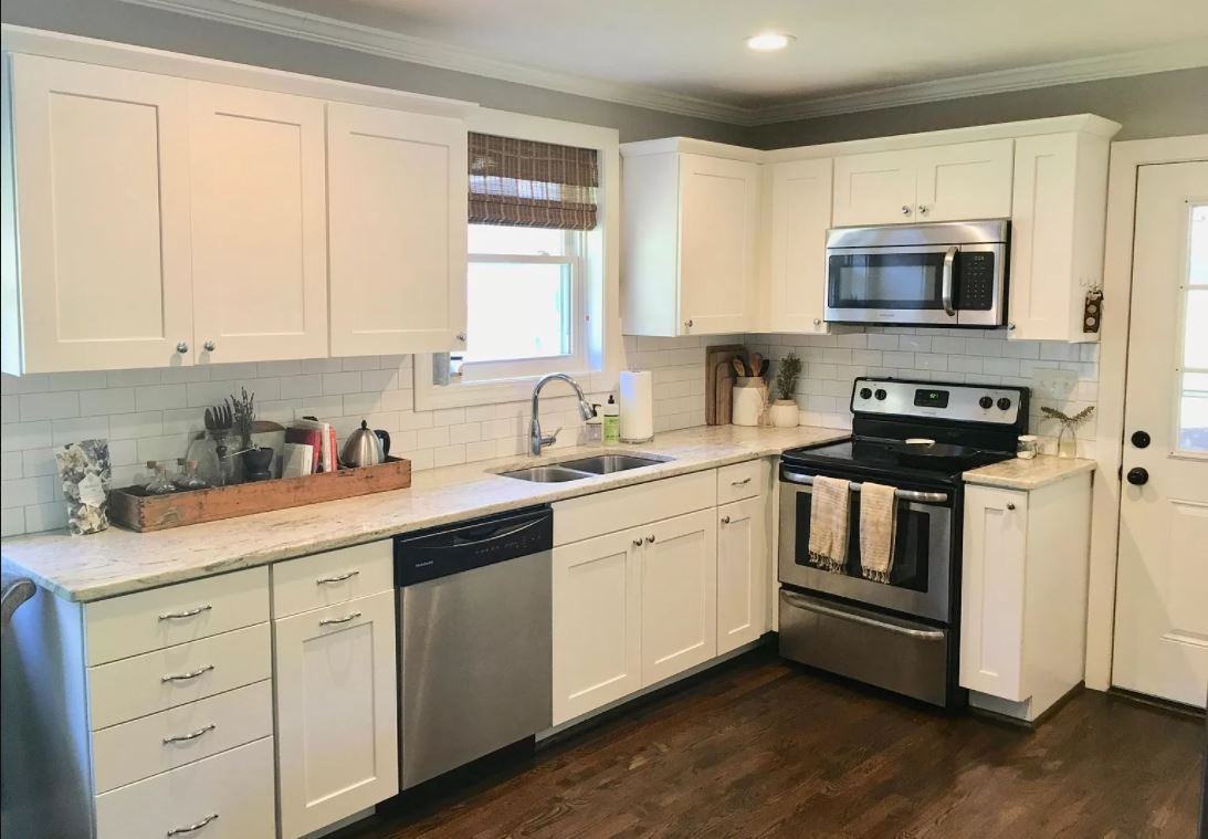 43 E Circle Ave - Photo 2 of 15