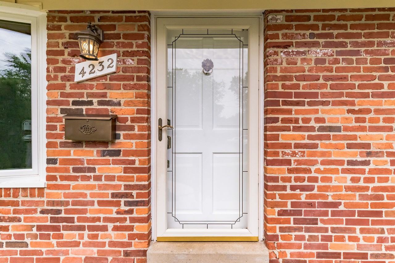 4232 Linden St - Photo 2 of 30