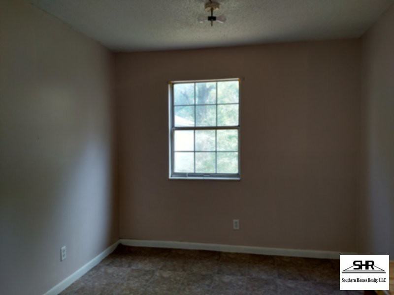 7140 N Century Blvd - Photo 3 of 5