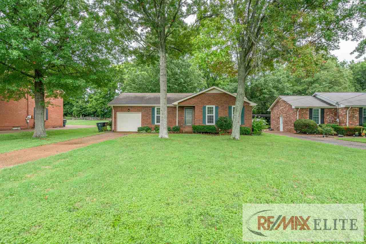 5640 Oakes Drive - Photo 2 of 30