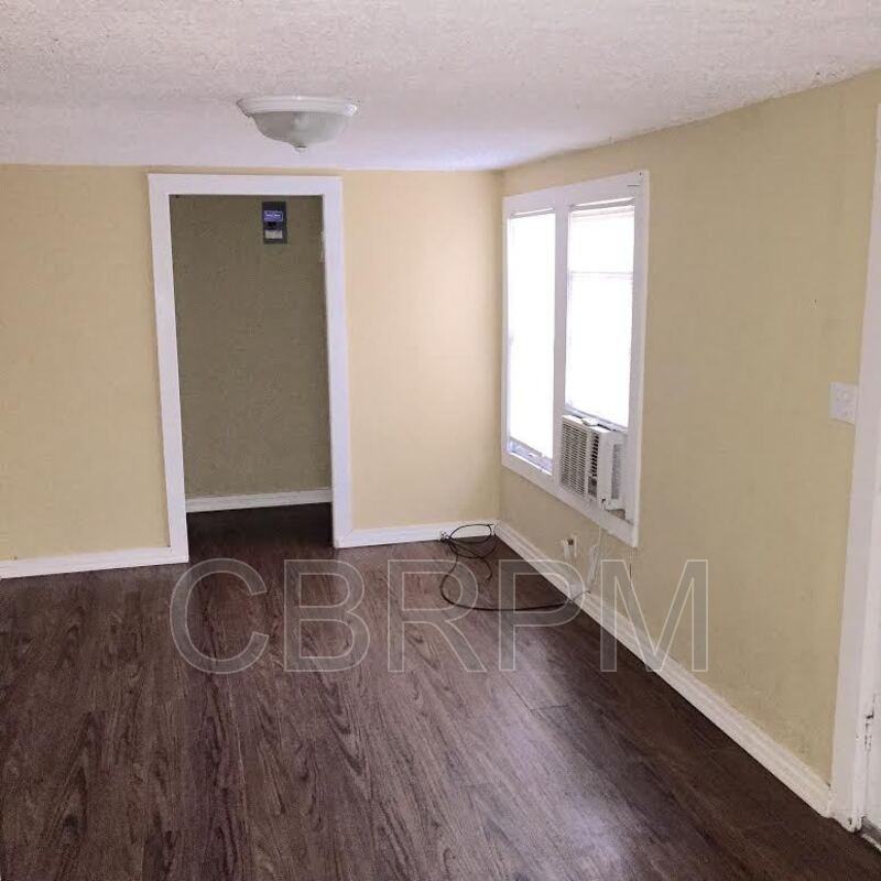 2405 27th Street #REAR - Photo 2 of 5